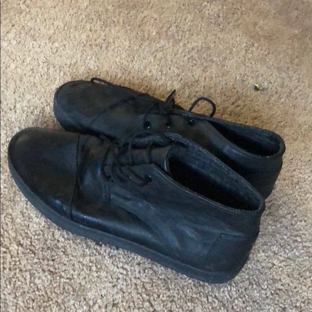 Toms shoes